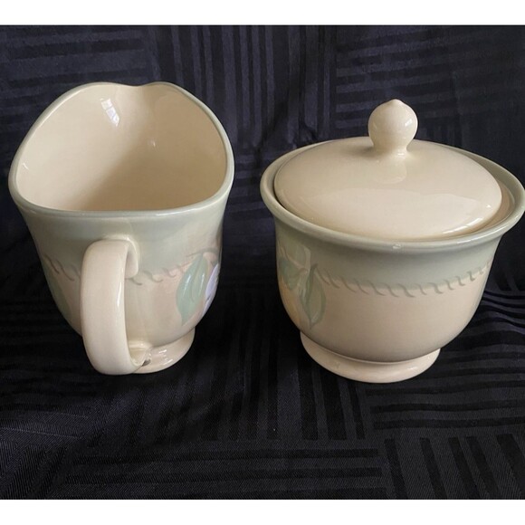 Pfaltzgraff pear bloom cream and sugar set with salt and pepper set - Picture 5 of 13